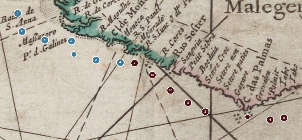 Detail met een deel van de kustlijn van West-Afrika. Voor de kust zijn blauwe en bruine bolletjes te zien, met een getal.